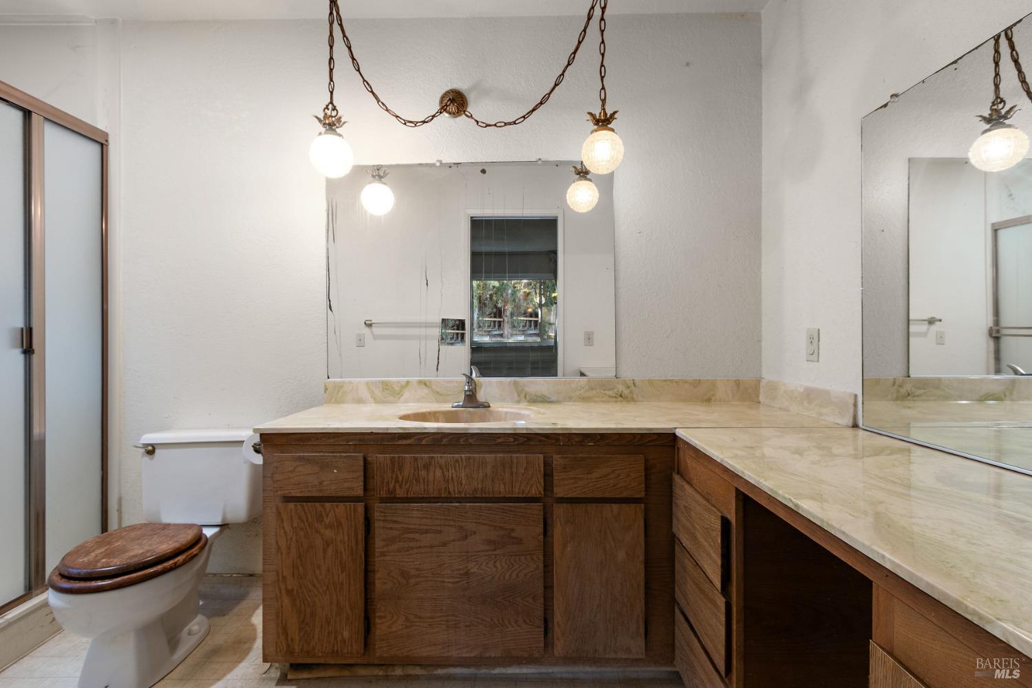 Detail Gallery Image 15 of 34 For 1084 Jamie Dr, Concord,  CA 94518 - 4 Beds | 2/1 Baths