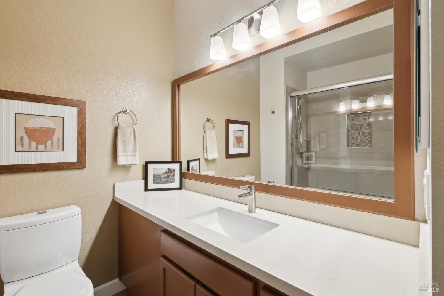 Detail Gallery Image 26 of 36 For 603 Cherry Ave, Sonoma,  CA 95476 - 2 Beds | 2 Baths
