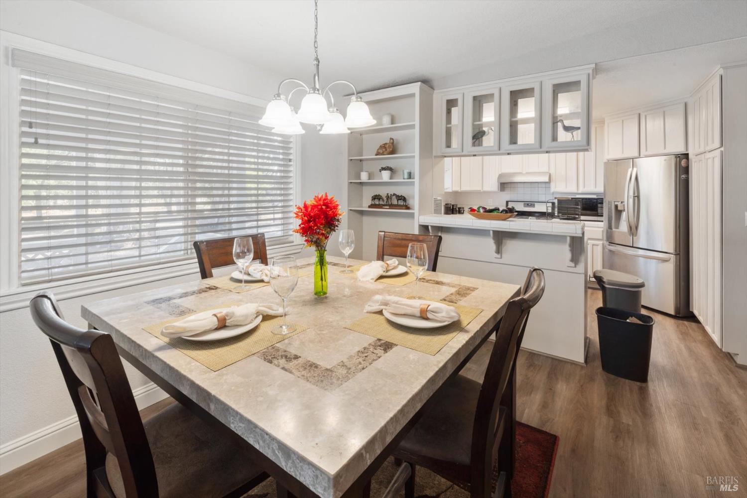 Detail Gallery Image 9 of 60 For 7672 Country Ln, Vacaville,  CA 95688 - 3 Beds | 3 Baths