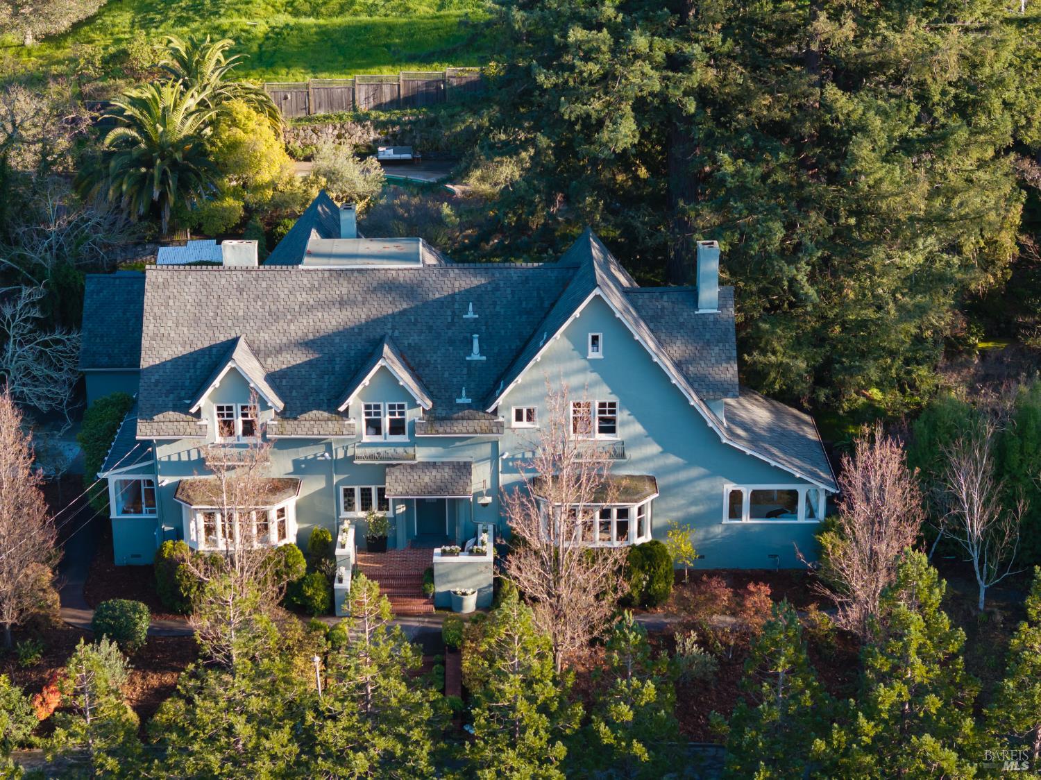 Detail Gallery Image 39 of 43 For 178 Palm Ave, San Rafael,  CA 94901 - 5 Beds | 3/2 Baths