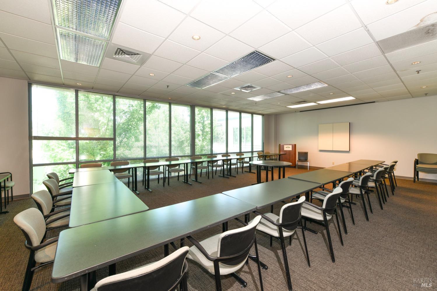 Detail Gallery Image 17 of 38 For 899 Adams St, Saint Helena,  CA 94574 - – Beds | – Baths