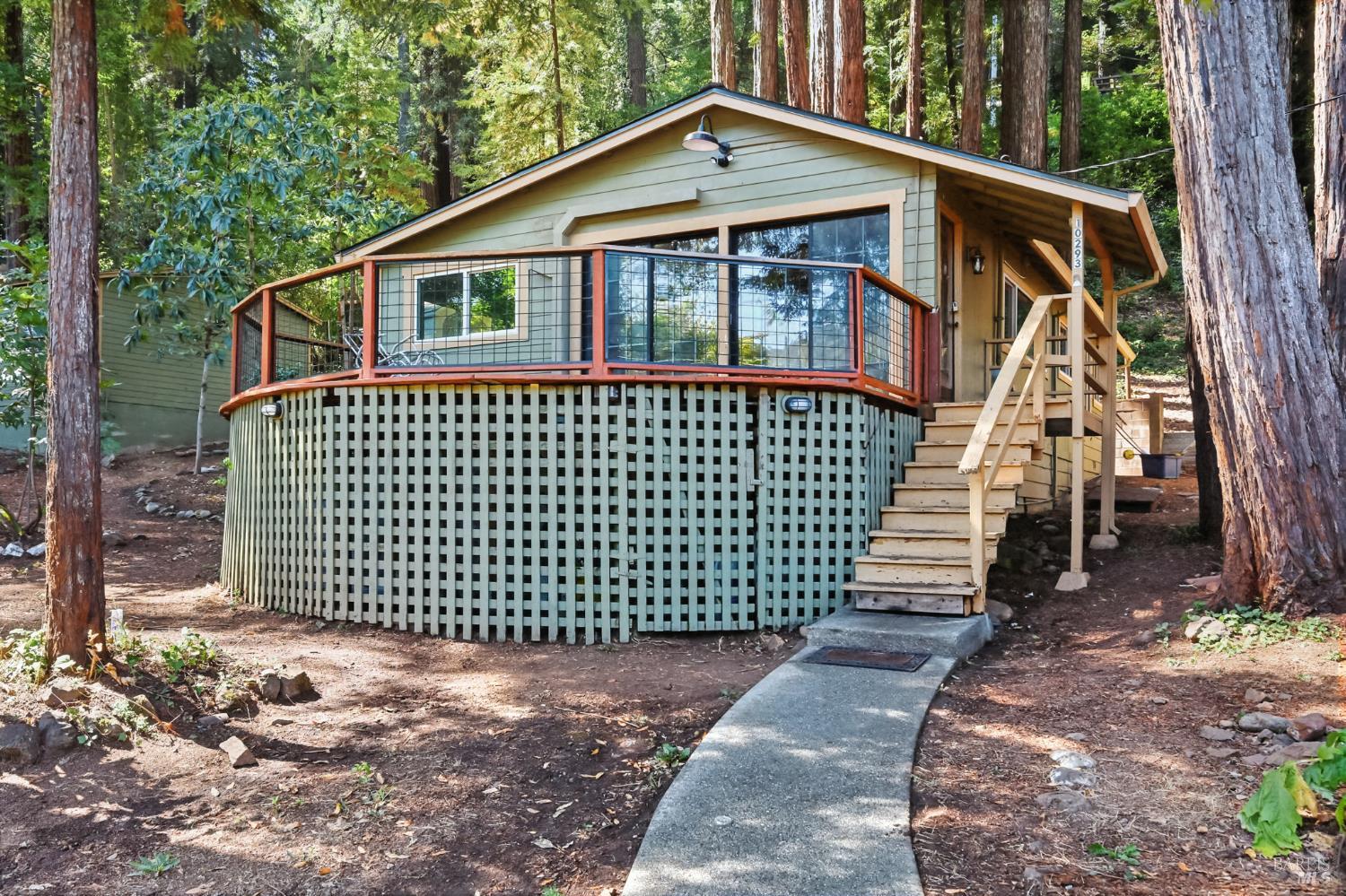 Detail Gallery Image 2 of 49 For 10293 Field Ln, Forestville,  CA 95436 - 2 Beds | 1 Baths