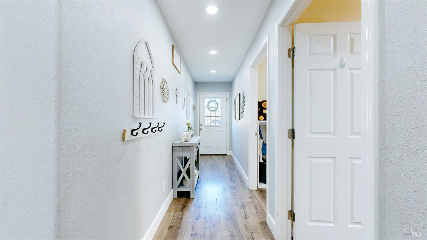 Detail Gallery Image 47 of 99 For 380 Irwin Ln, Santa Rosa,  CA 95401 - 3 Beds | 2 Baths