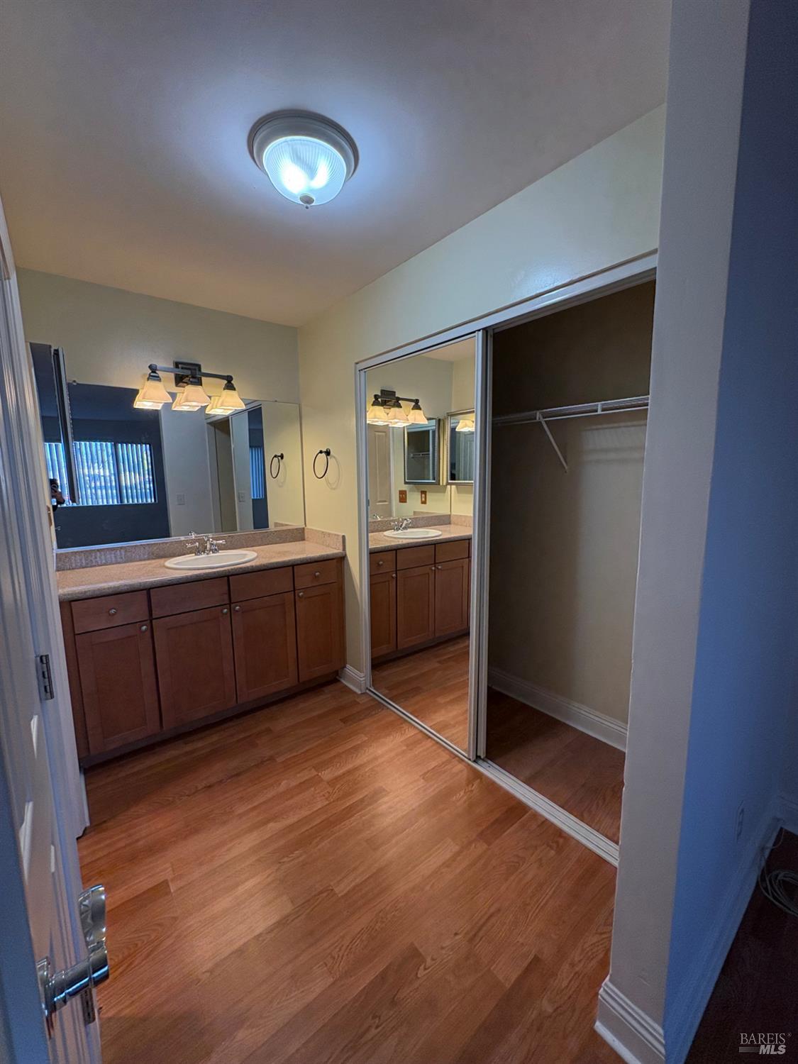 Detail Gallery Image 10 of 15 For 297 Enterprise Dr, Rohnert Park,  CA 94928 - 2 Beds | 2 Baths