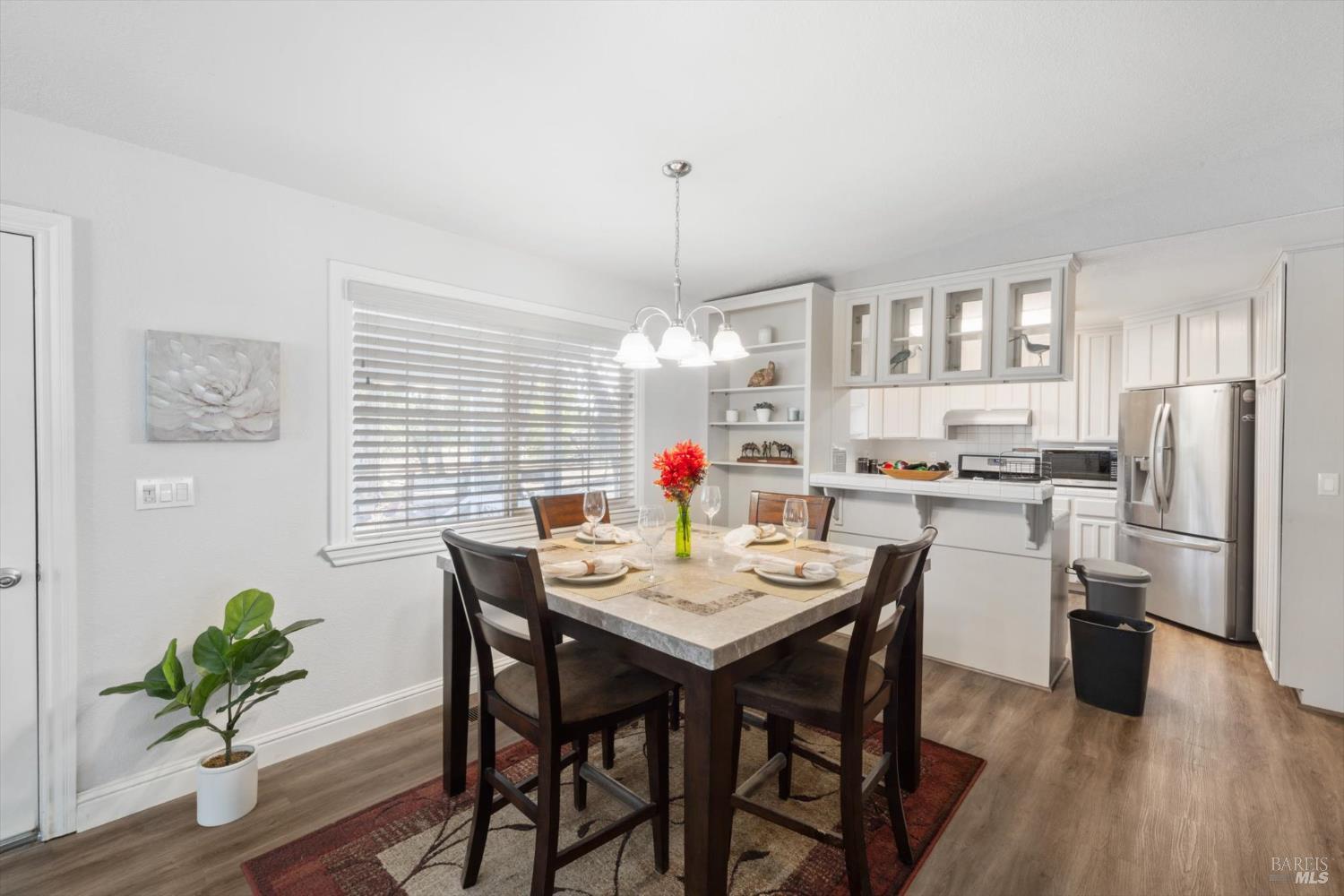 Detail Gallery Image 7 of 60 For 7672 Country Ln, Vacaville,  CA 95688 - 3 Beds | 3 Baths