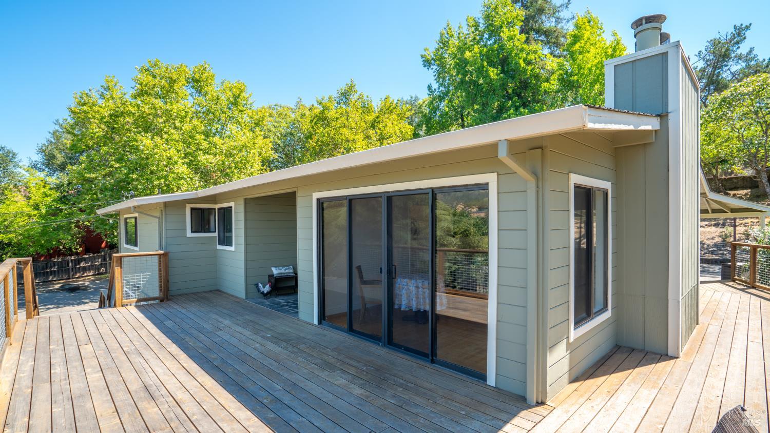 Detail Gallery Image 25 of 29 For 6131 Batesole Dr, Santa Rosa,  CA 95404 - 3 Beds | 2 Baths