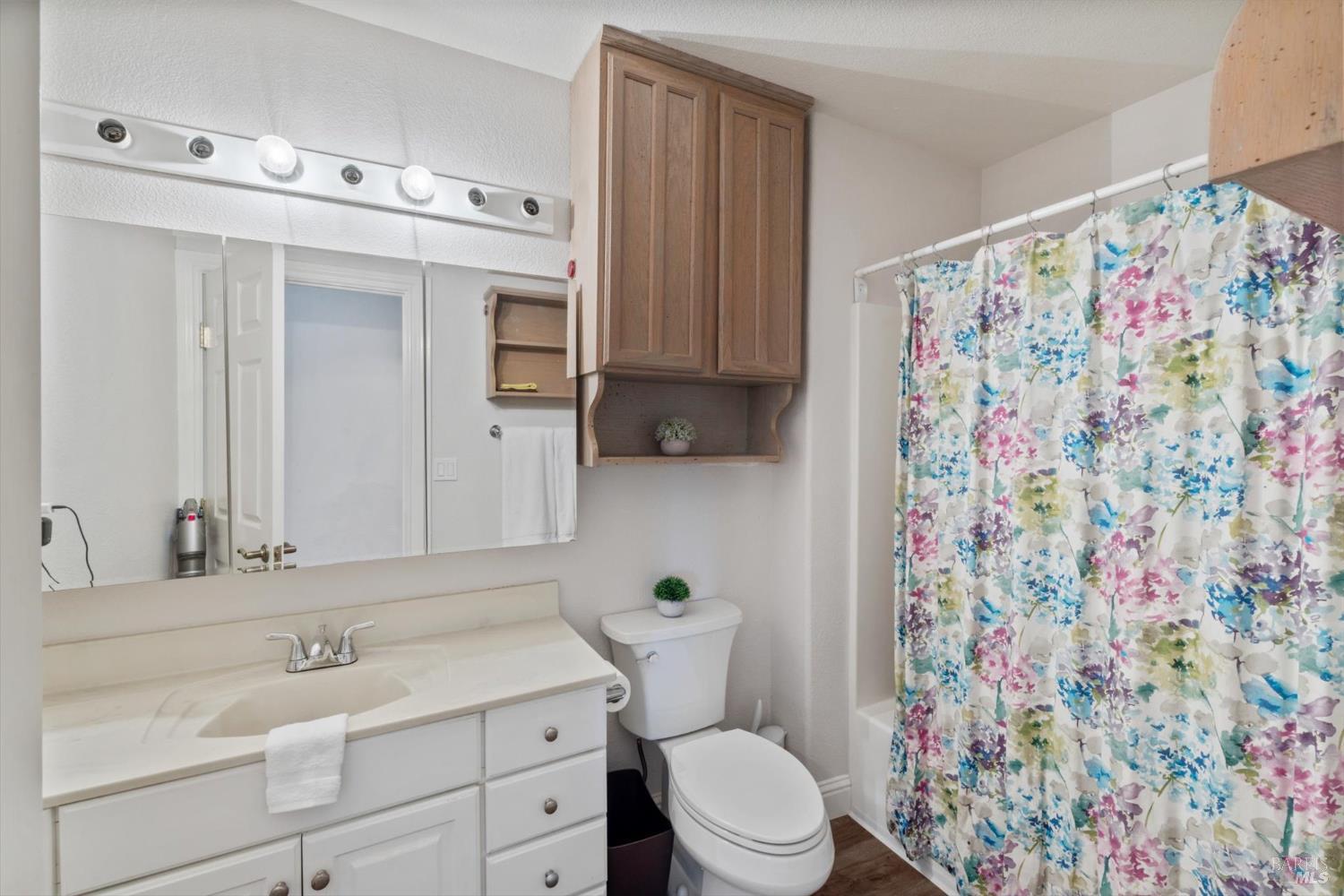 Detail Gallery Image 20 of 60 For 7672 Country Ln, Vacaville,  CA 95688 - 3 Beds | 3 Baths