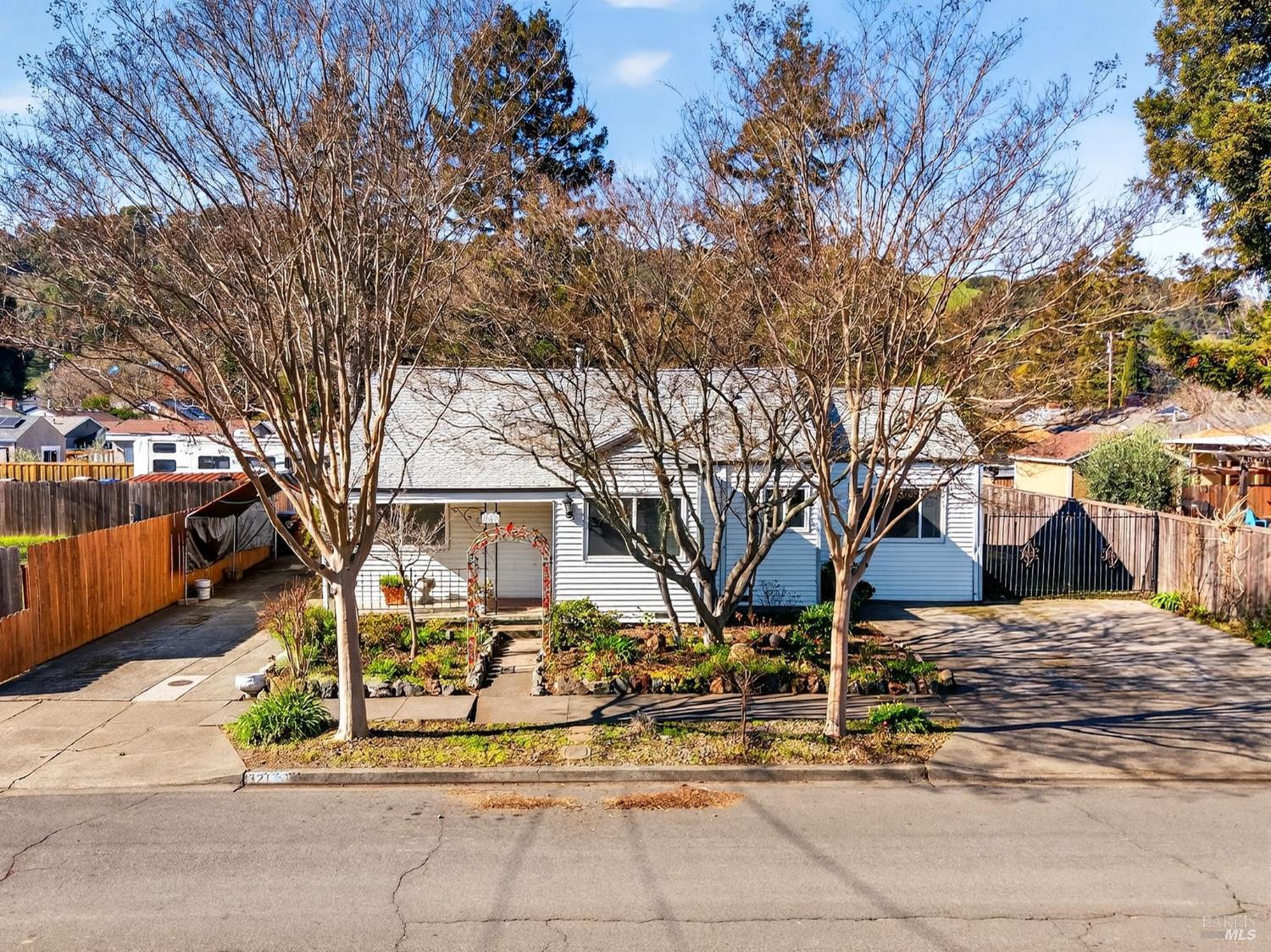 Detail Gallery Image 2 of 20 For 321 Roosevelt St, Napa,  CA 94558 - 2 Beds | 1 Baths