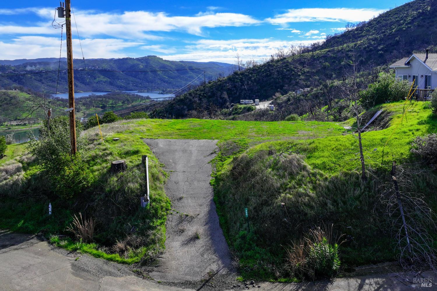 Detail Gallery Image 11 of 22 For 265 Mulford Dr, Napa,  CA 94558 - – Beds | – Baths