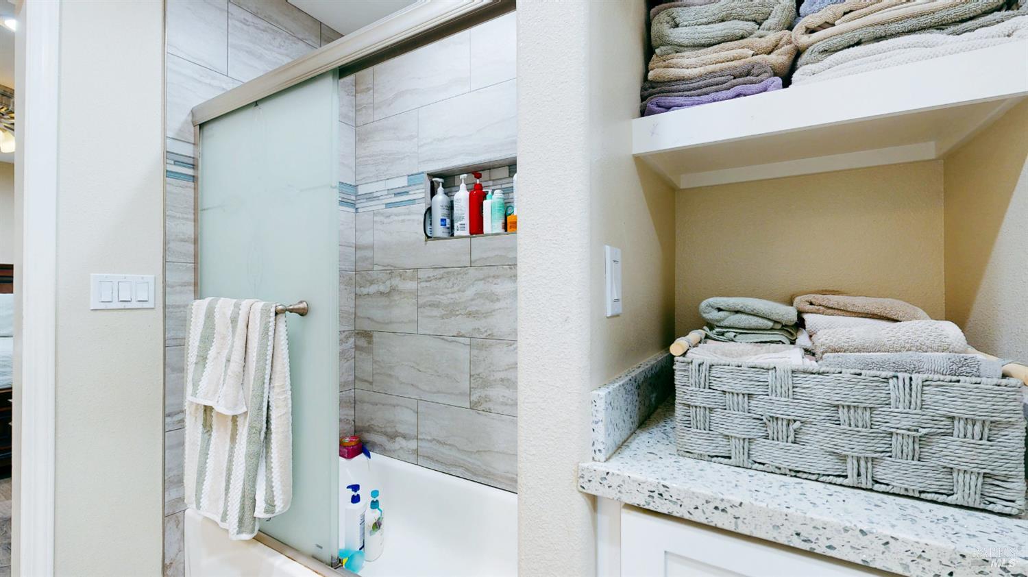 Detail Gallery Image 52 of 99 For 380 Irwin Ln, Santa Rosa,  CA 95401 - 3 Beds | 2 Baths