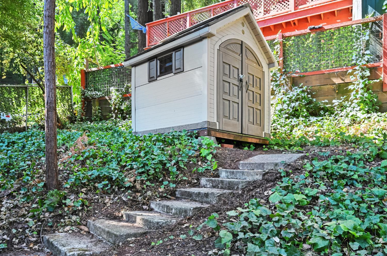 Detail Gallery Image 43 of 49 For 10293 Field Ln, Forestville,  CA 95436 - 2 Beds | 1 Baths