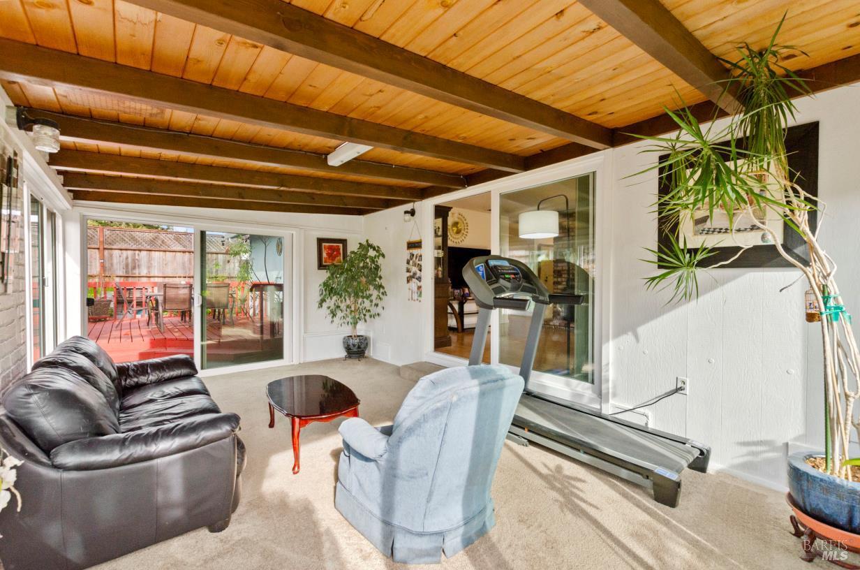 Detail Gallery Image 13 of 28 For 19295 Junipero Serra Dr, Sonoma,  CA 95476 - 3 Beds | 2 Baths