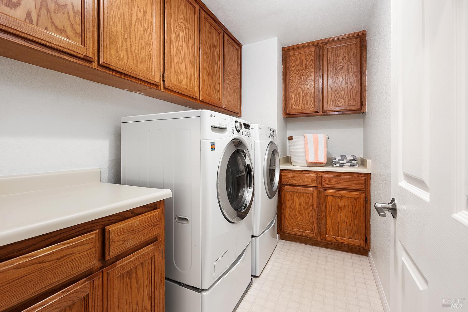 Detail Gallery Image 22 of 60 For 3991 Haven Ct, Sebastopol,  CA 95472 - 4 Beds | 2/1 Baths