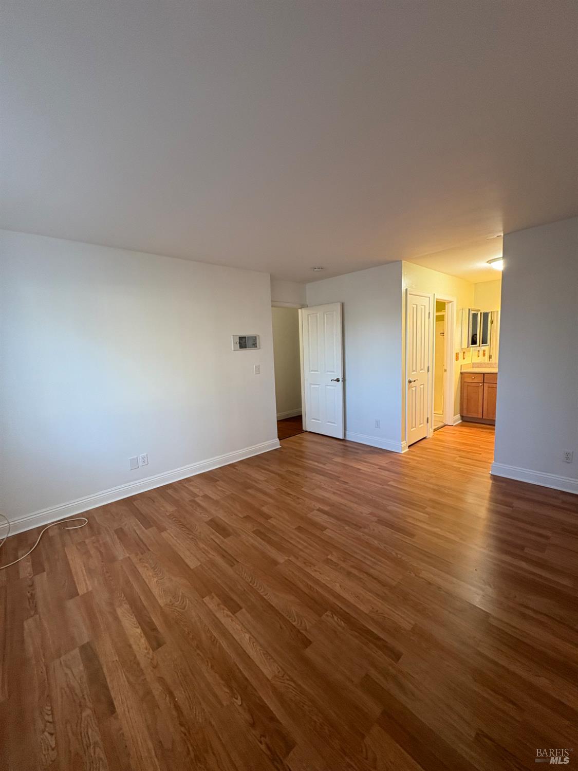 Detail Gallery Image 8 of 15 For 297 Enterprise Dr, Rohnert Park,  CA 94928 - 2 Beds | 2 Baths