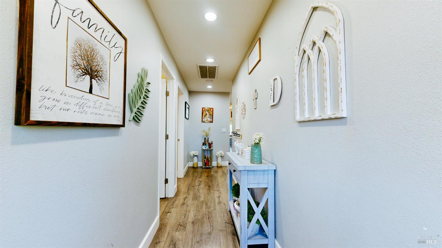 Detail Gallery Image 49 of 99 For 380 Irwin Ln, Santa Rosa,  CA 95401 - 3 Beds | 2 Baths