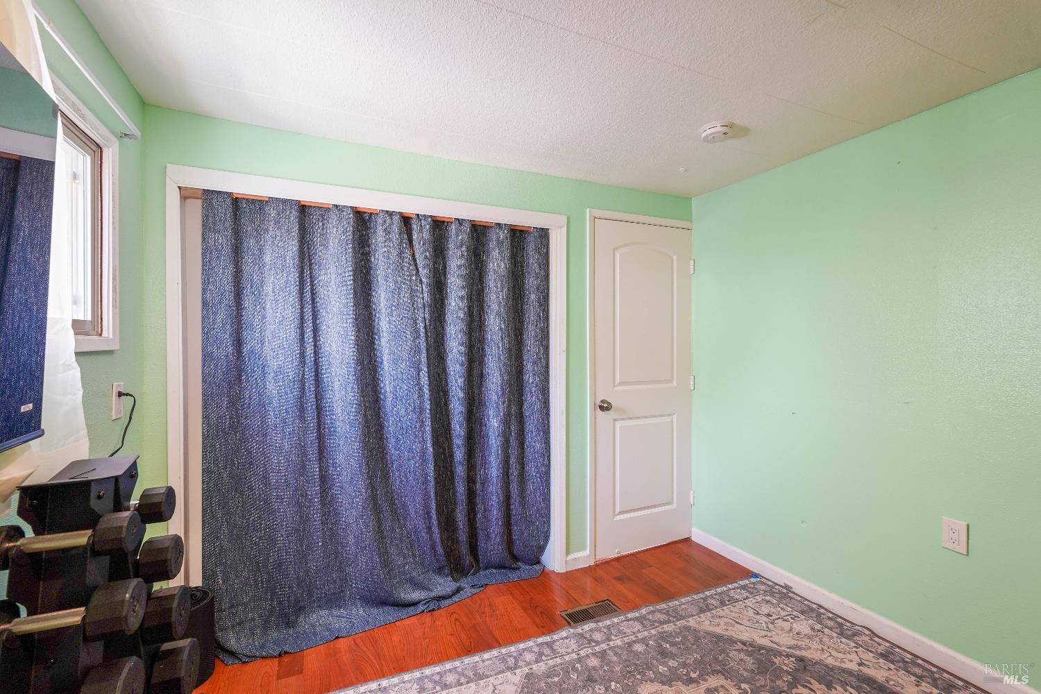 Detail Gallery Image 27 of 38 For 324 Pear Ln, Santa Rosa,  CA 95407 - 3 Beds | 2 Baths