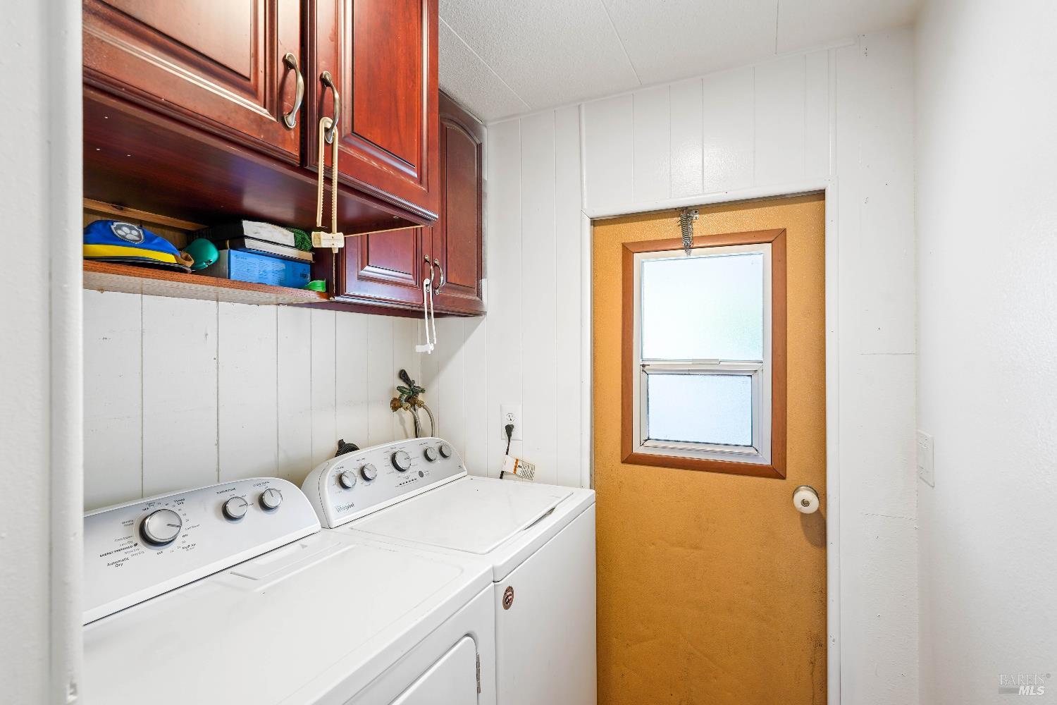 Detail Gallery Image 15 of 38 For 324 Pear Ln, Santa Rosa,  CA 95407 - 3 Beds | 2 Baths