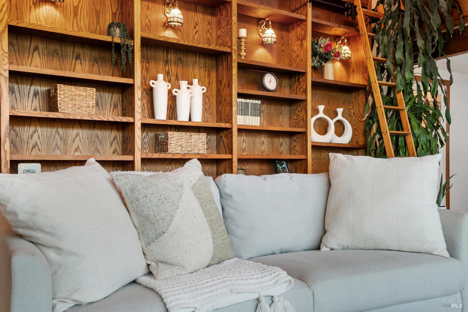 Detail Gallery Image 24 of 65 For 12303 Margie Ln, Glen Ellen,  CA 95442 - 1 Beds | 1/1 Baths