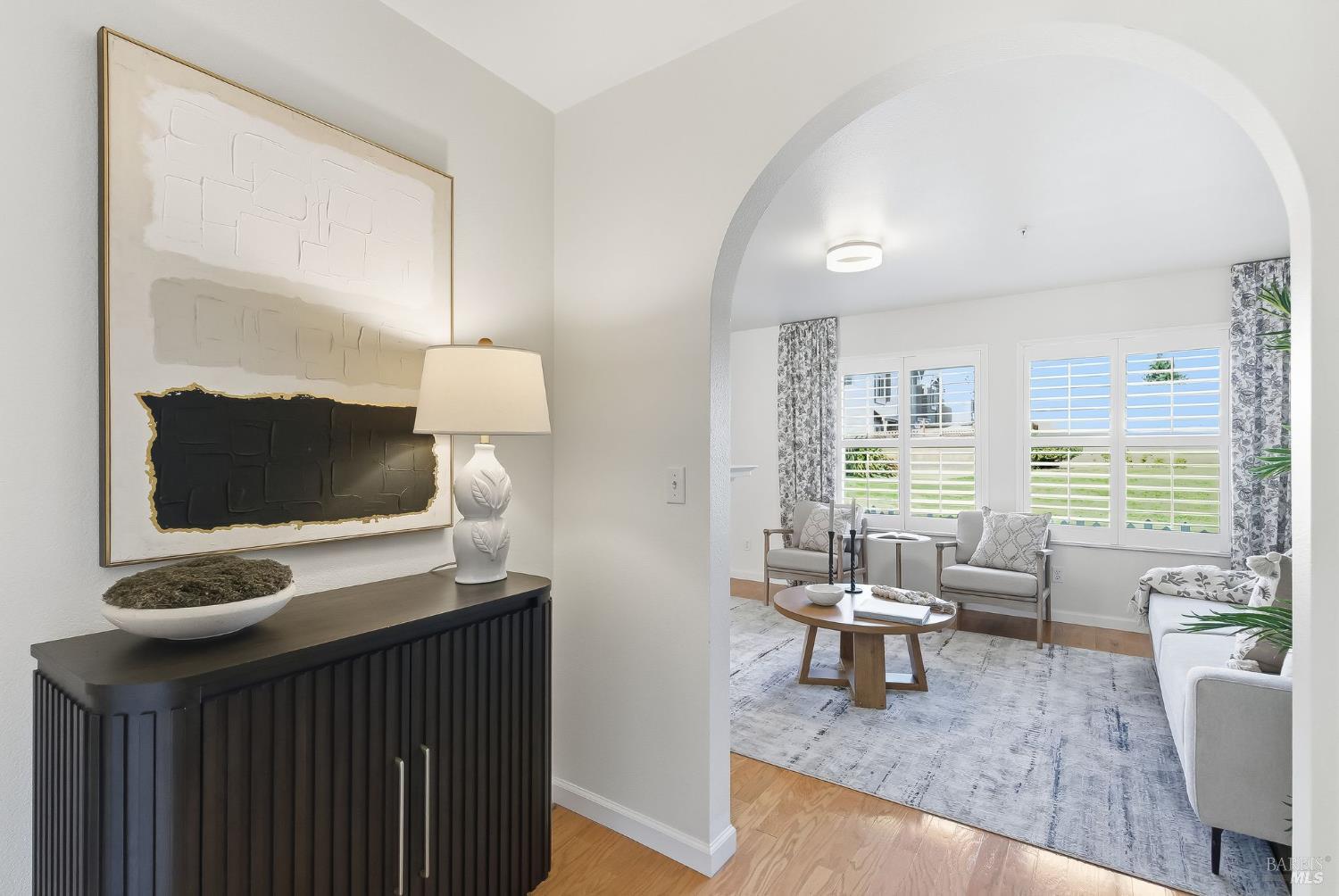 Detail Gallery Image 11 of 51 For 1816 Downing St, Petaluma,  CA 94954 - 3 Beds | 1/1 Baths