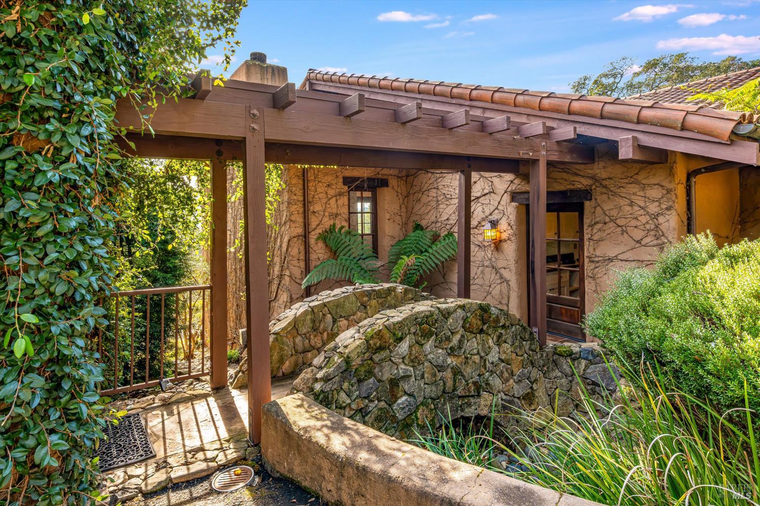 Detail Gallery Image 30 of 72 For 969 Rachael Rd, Sonoma,  CA 95476 - 4 Beds | 3/2 Baths