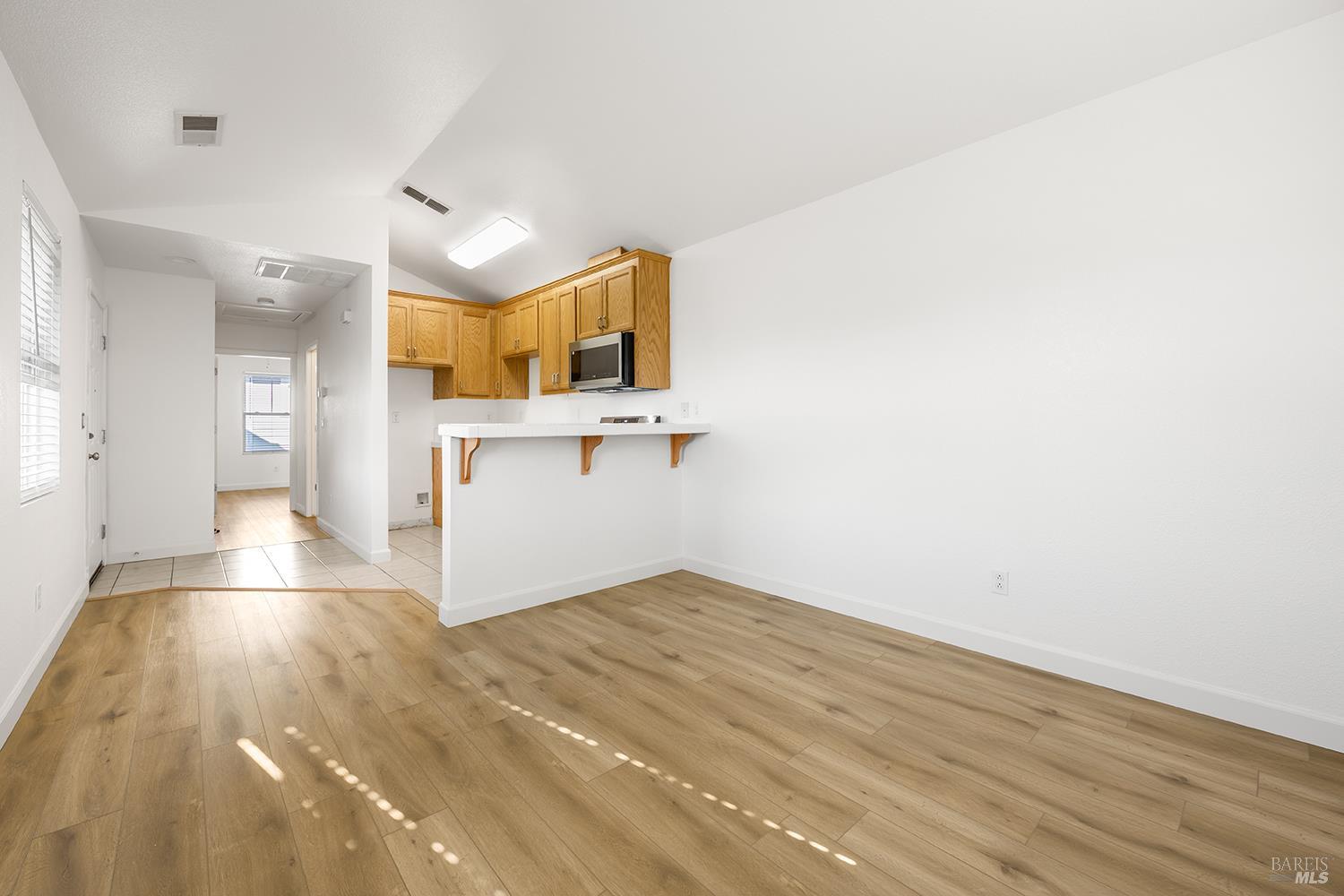 Detail Gallery Image 29 of 39 For 2023 Northfield Dr, Santa Rosa,  CA 95403 - 4 Beds | 3/1 Baths