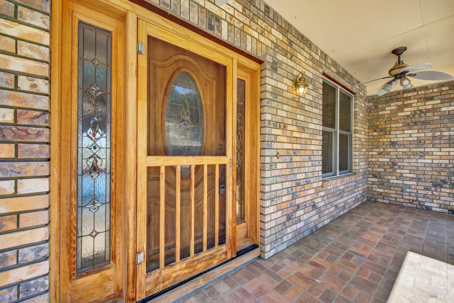 Detail Gallery Image 9 of 74 For 2136 Vineyard Hills Ct, Vacaville,  CA 95688 - 4 Beds | 3 Baths