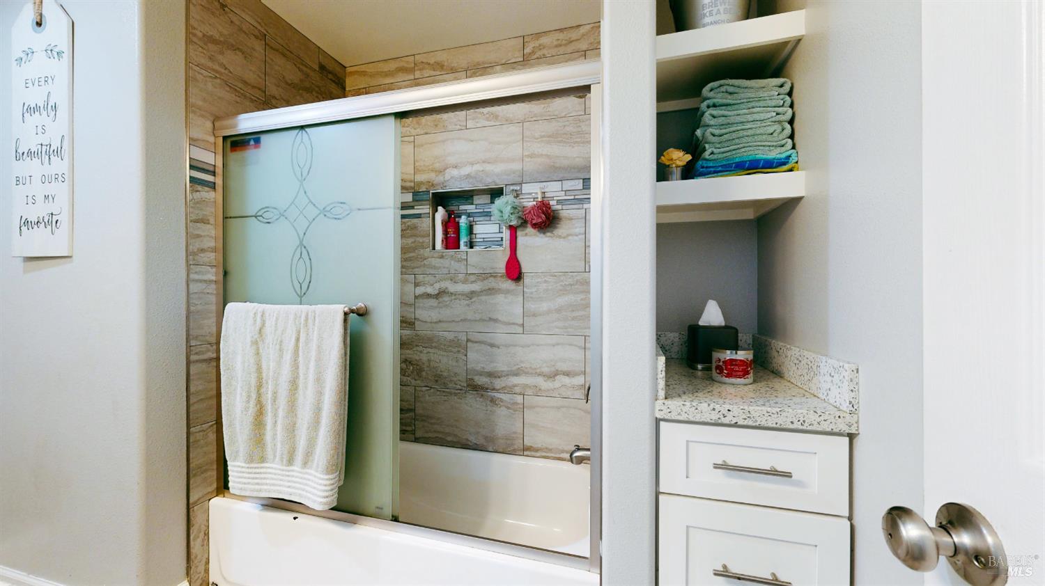 Detail Gallery Image 35 of 99 For 380 Irwin Ln, Santa Rosa,  CA 95401 - 3 Beds | 2 Baths