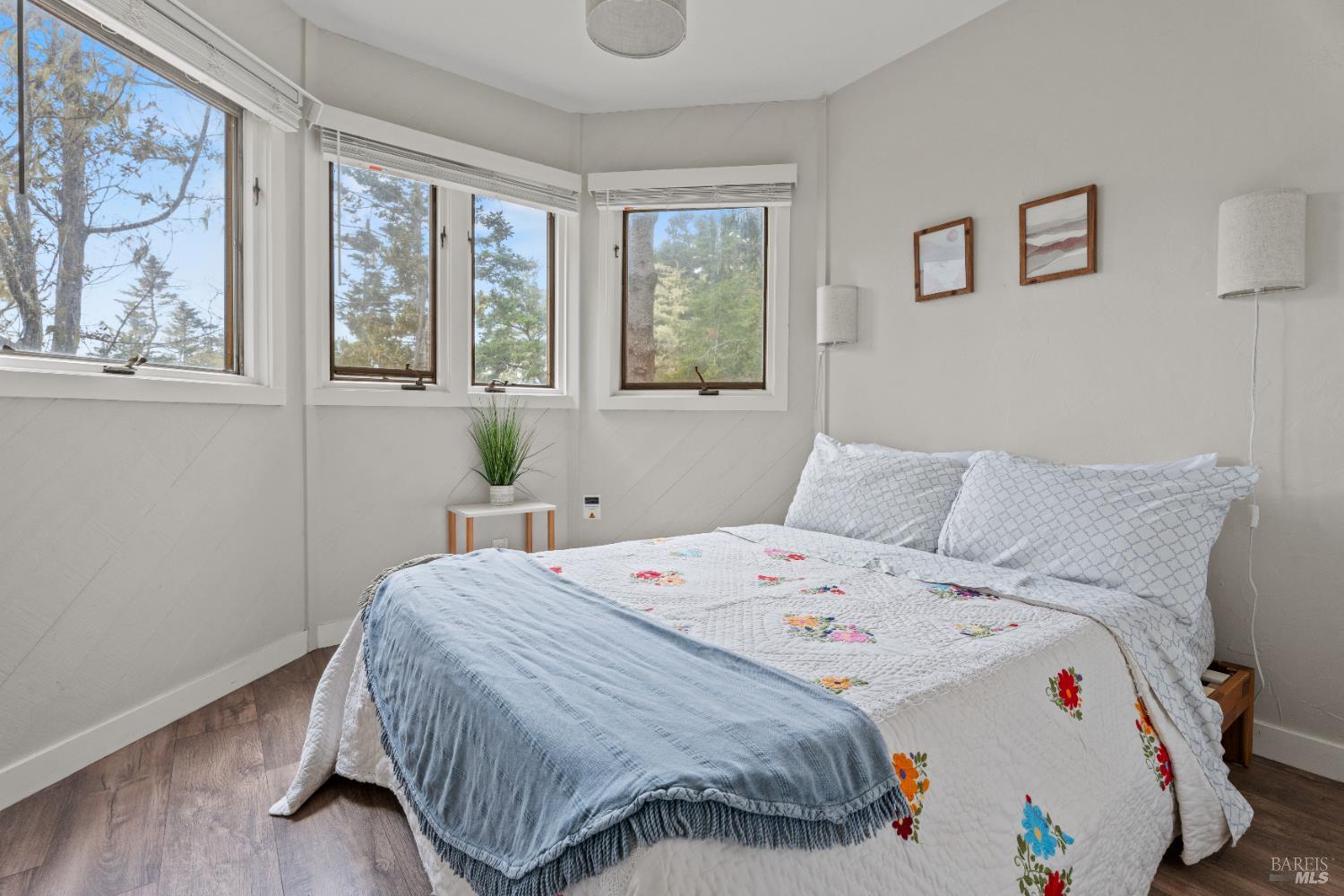 Detail Gallery Image 12 of 28 For 15741 Forest View Rd, Manchester,  CA 95459 - 3 Beds | 2 Baths