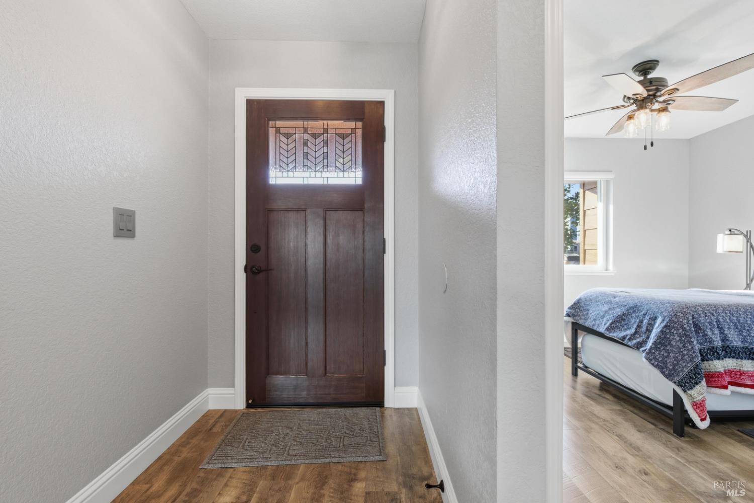 Detail Gallery Image 6 of 39 For 1433 Langley Way, Suisun City,  CA 94585 - 3 Beds | 2 Baths