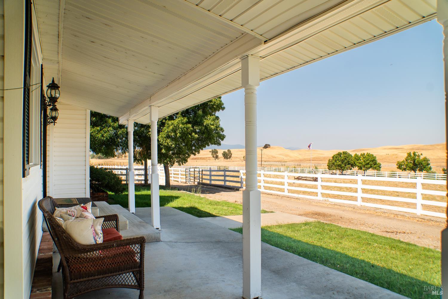 Detail Gallery Image 10 of 37 For 17775 Long Hollow Rd, Corning,  CA 96021 - 2 Beds | 2 Baths