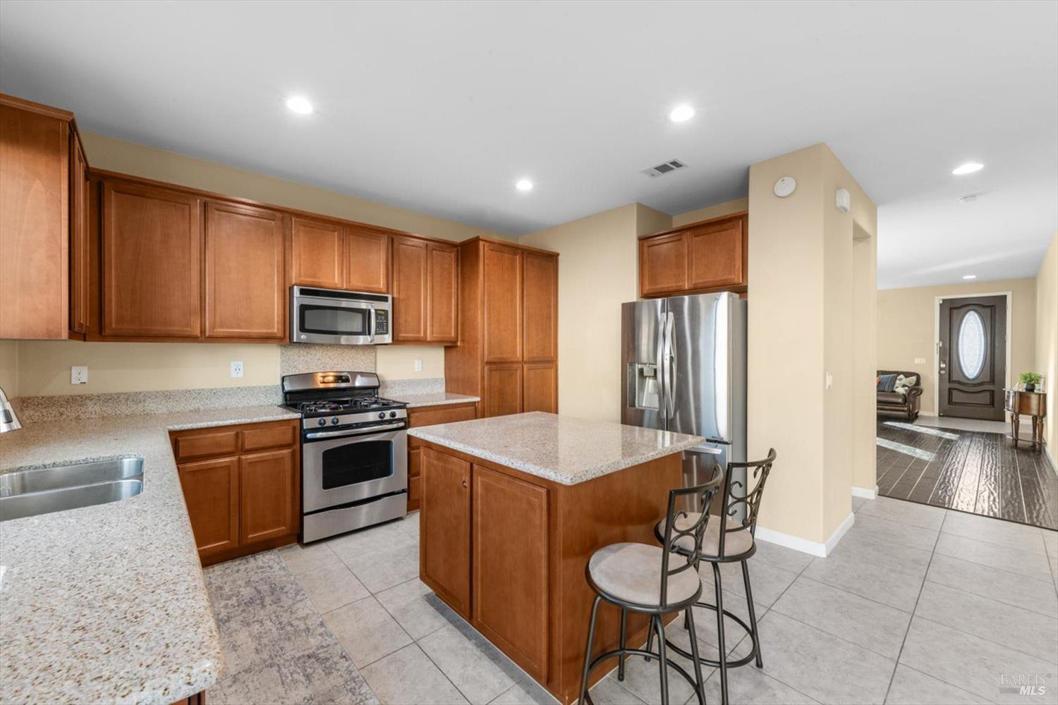 Detail Gallery Image 20 of 59 For 7079 Westminster Ct, Vacaville,  CA 95687 - 4 Beds | 2/1 Baths