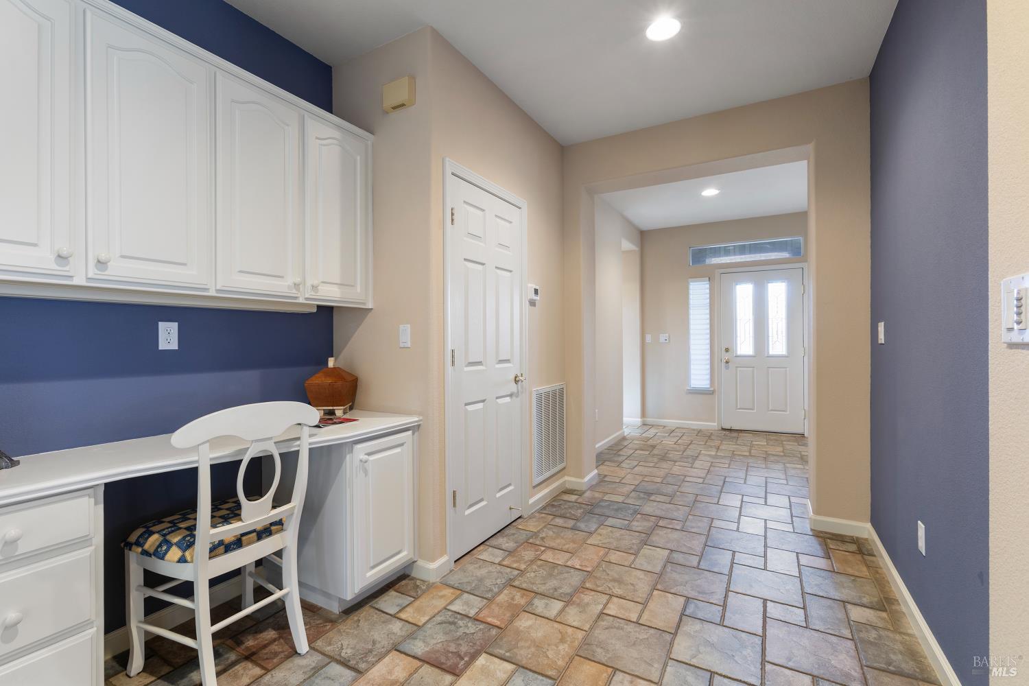 Detail Gallery Image 16 of 34 For 410 Atlantic Dr, Rio Vista,  CA 94571 - 2 Beds | 2 Baths