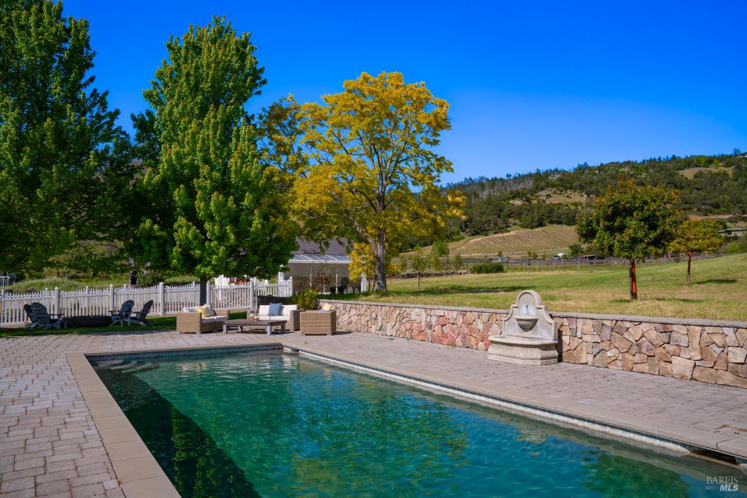 Detail Gallery Image 39 of 52 For 416 Royal Meadows Ct, Santa Rosa,  CA 95404 - 2 Beds | 2 Baths