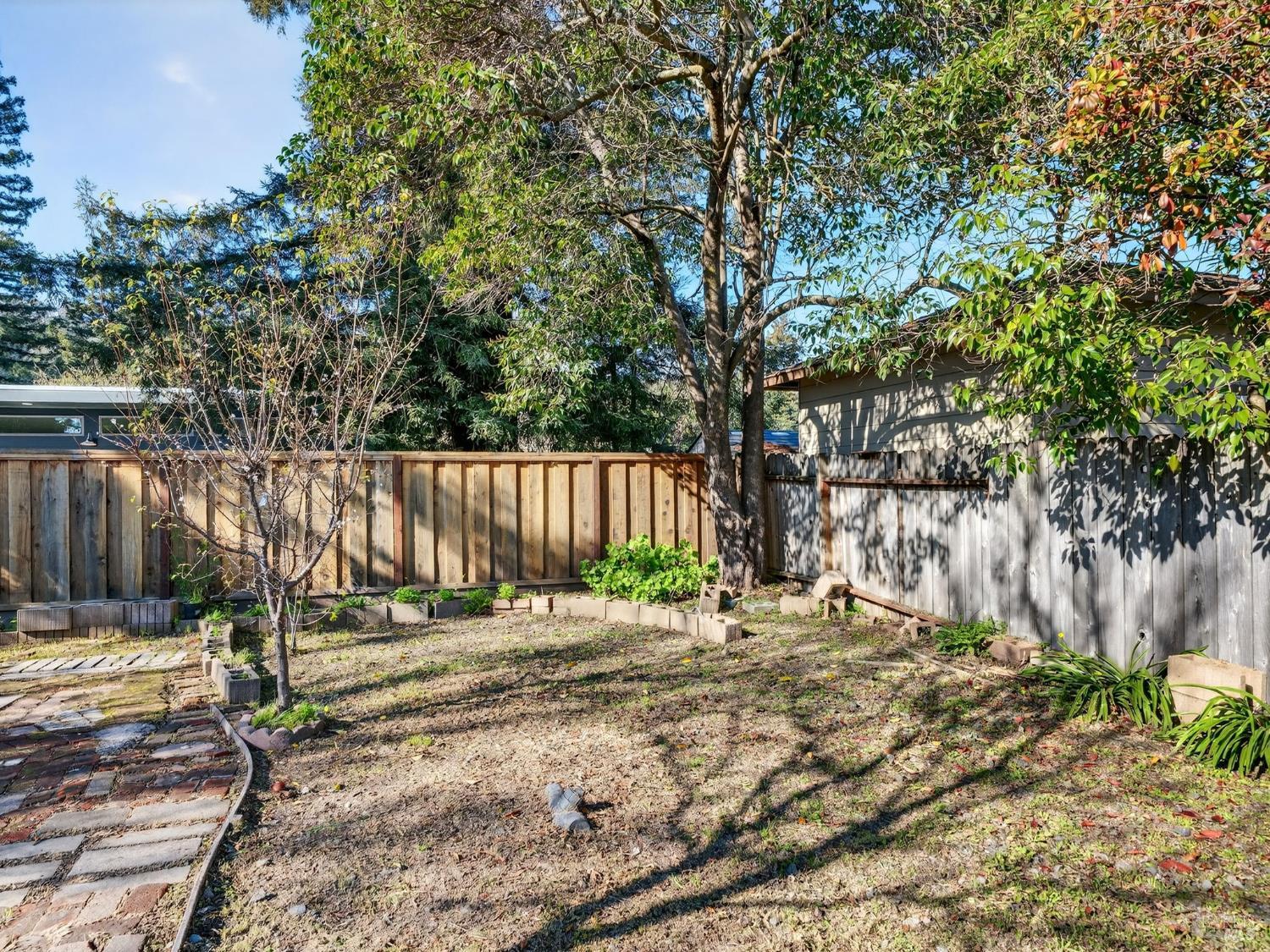 Detail Gallery Image 17 of 20 For 321 Roosevelt St, Napa,  CA 94558 - 2 Beds | 1 Baths