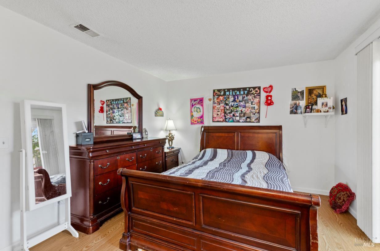 Detail Gallery Image 19 of 28 For 19295 Junipero Serra Dr, Sonoma,  CA 95476 - 3 Beds | 2 Baths