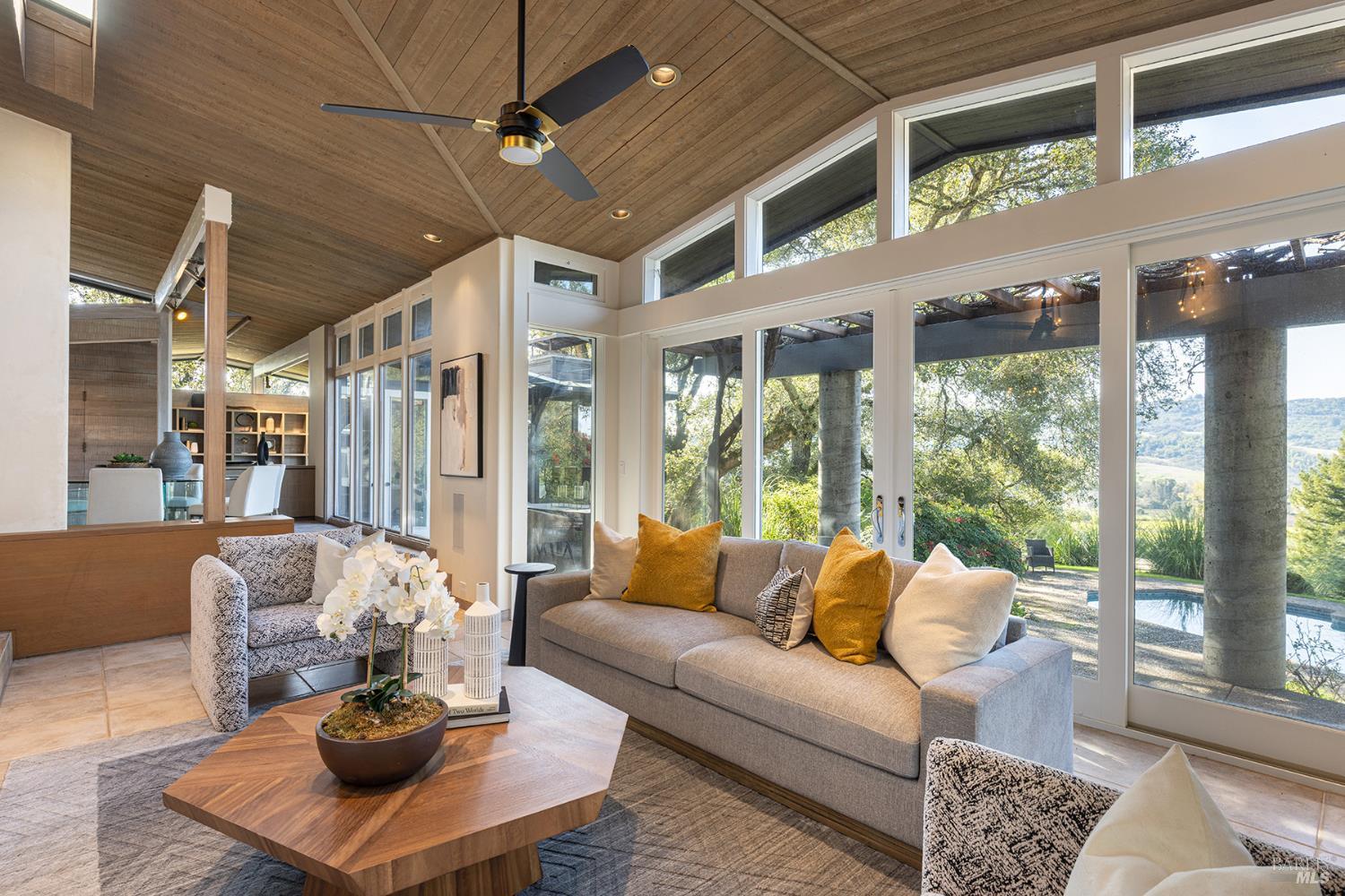 Detail Gallery Image 15 of 47 For 5815 Bennett Valley Rd, Santa Rosa,  CA 95404 - 4 Beds | 3/1 Baths