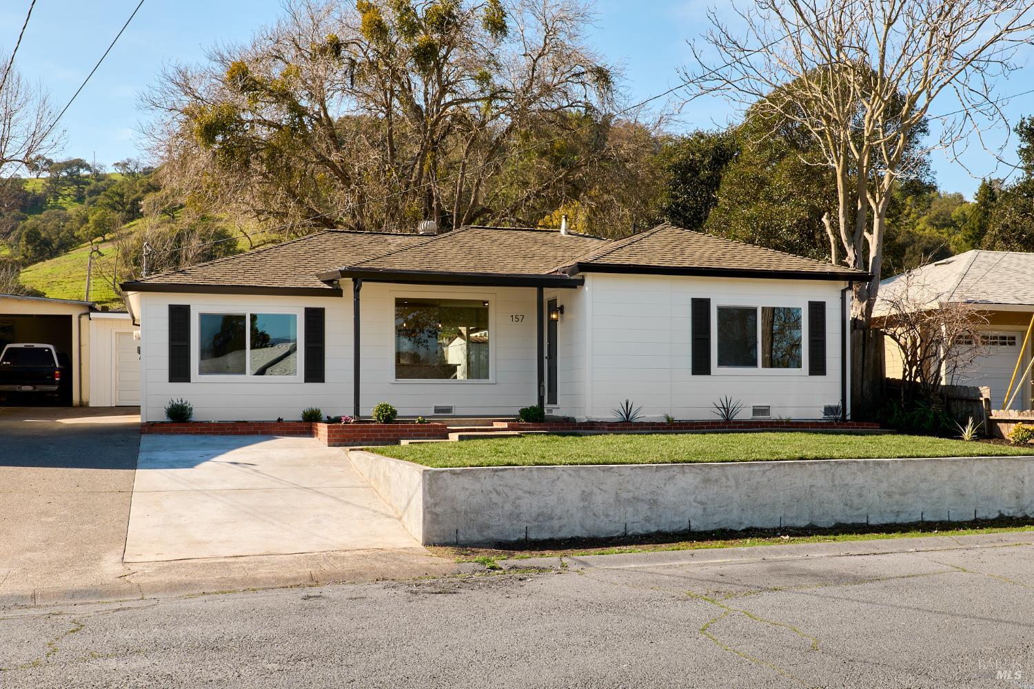 Front Image Thumbnail for BA326007180