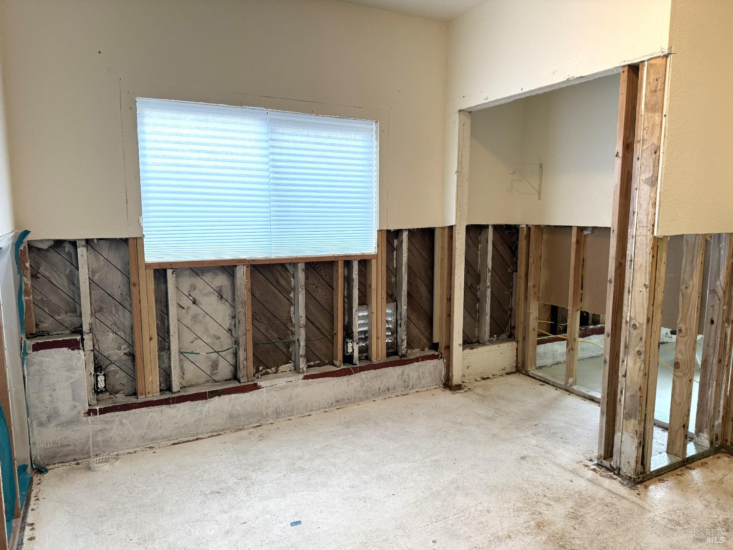 Detail Gallery Image 14 of 30 For 210 S Mcpherson St, Fort Bragg,  CA 95437 - 2 Beds | 1 Baths