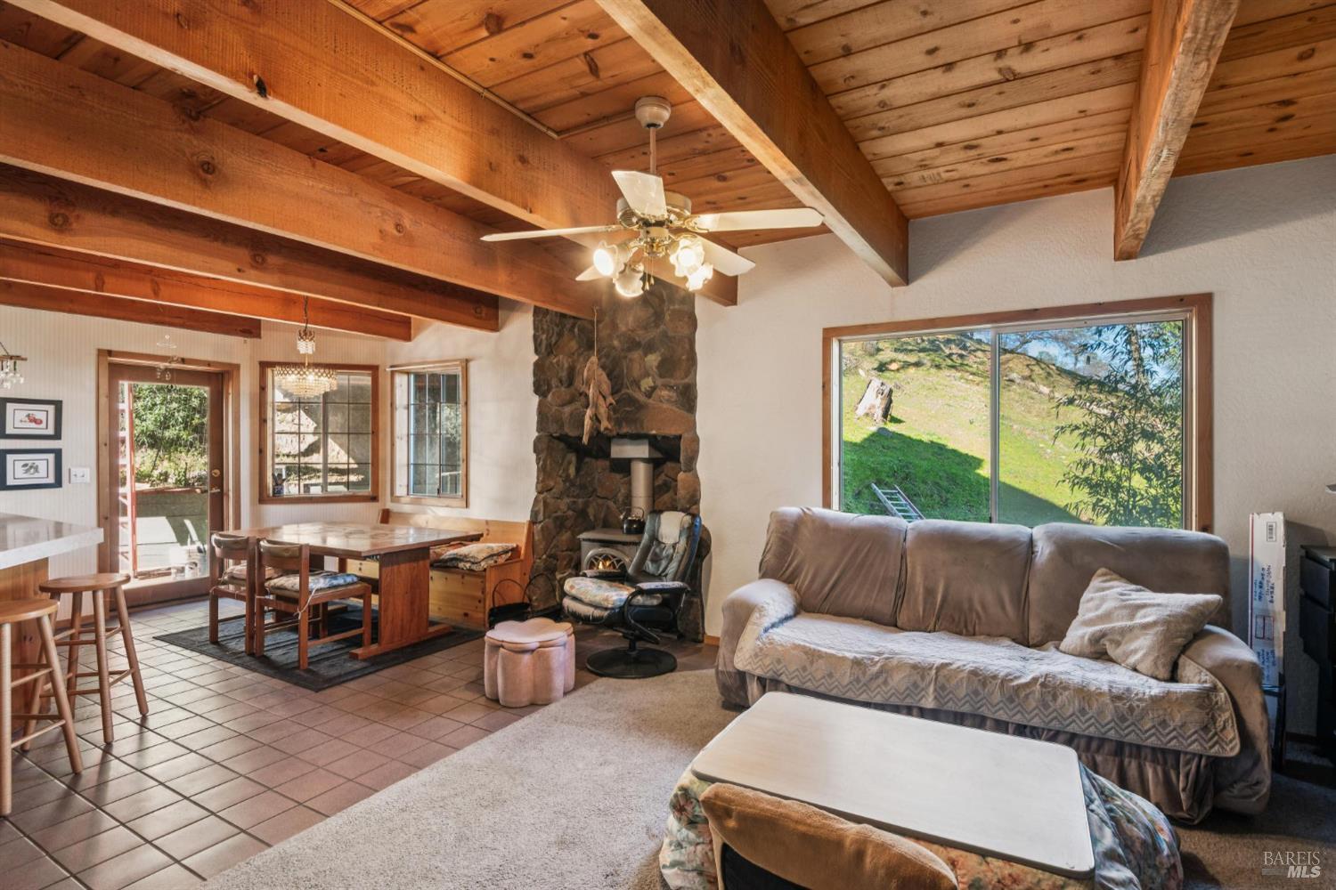 Detail Gallery Image 19 of 53 For 27 Beechwood Ct, Napa,  CA 94558 - 4 Beds | 2/1 Baths