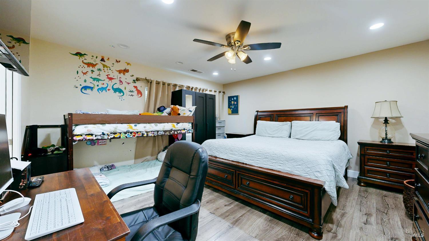 Detail Gallery Image 33 of 99 For 380 Irwin Ln, Santa Rosa,  CA 95401 - 3 Beds | 2 Baths