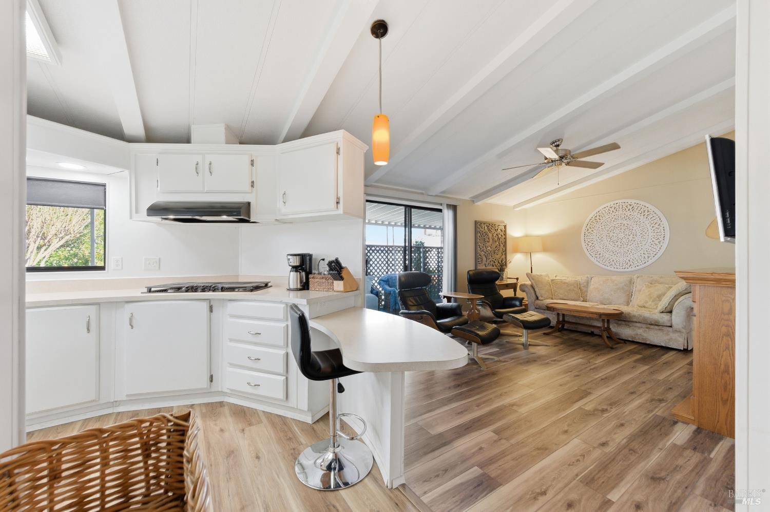 Detail Gallery Image 7 of 22 For 6468 Washington St #17, Yountville,  CA 94599 - 2 Beds | 2 Baths