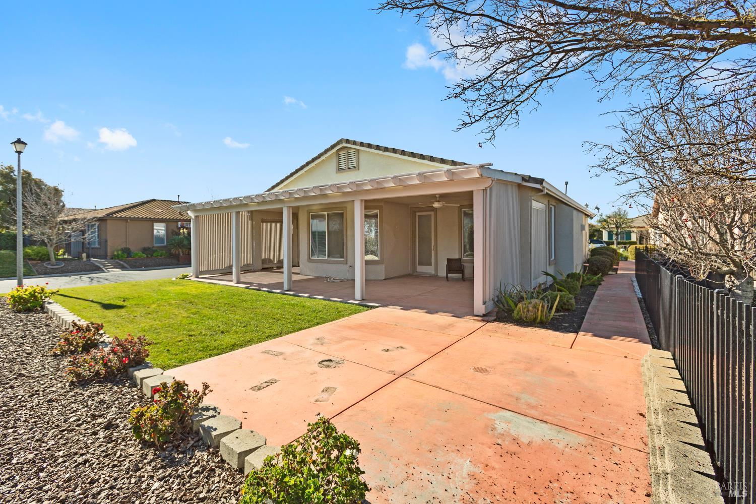 Detail Gallery Image 10 of 34 For 410 Atlantic Dr, Rio Vista,  CA 94571 - 2 Beds | 2 Baths