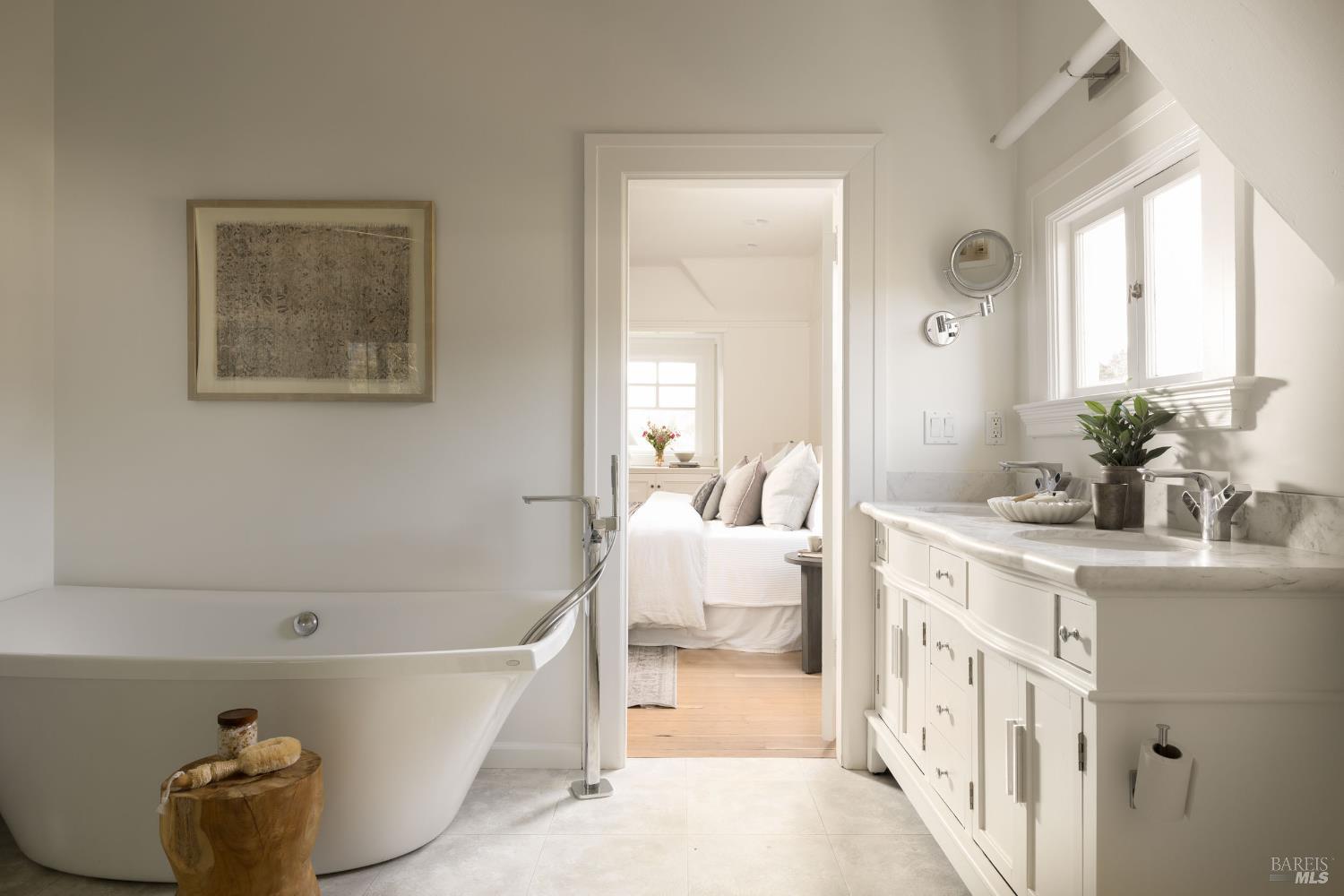 Detail Gallery Image 20 of 43 For 178 Palm Ave, San Rafael,  CA 94901 - 5 Beds | 3/2 Baths