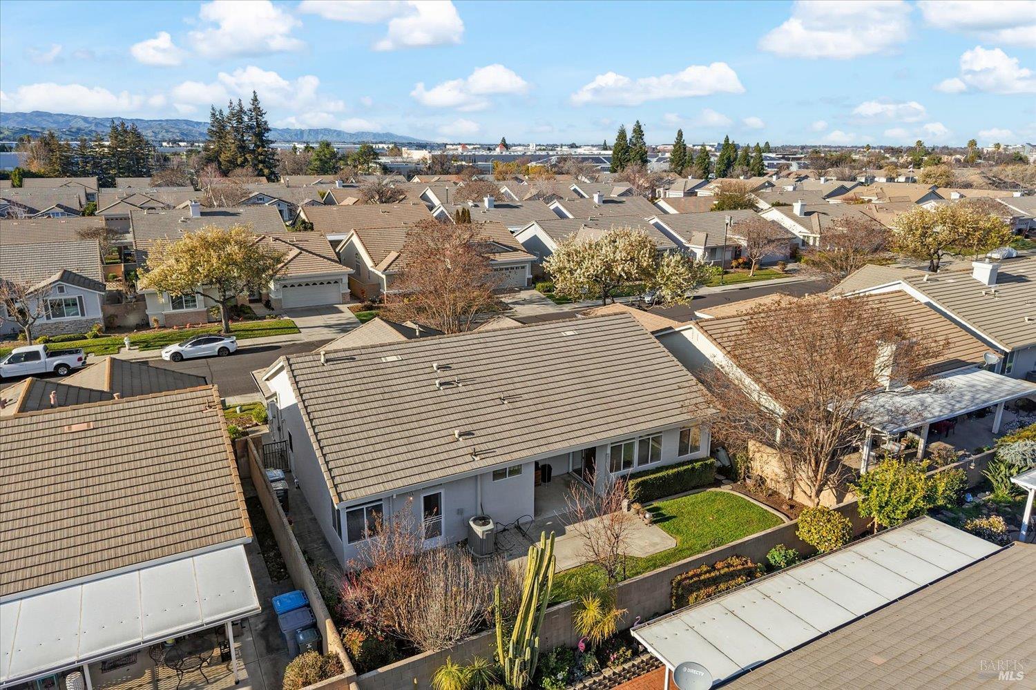 Detail Gallery Image 37 of 44 For 149 Currant Ln, Vacaville,  CA 95687 - 3 Beds | 2 Baths