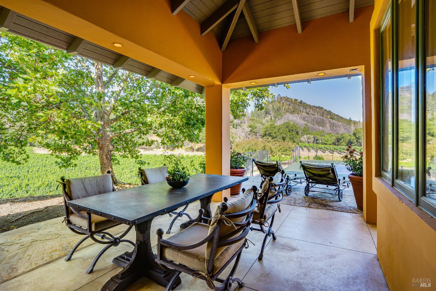 Detail Gallery Image 52 of 78 For 8320 Franz Valley Rd, Calistoga,  CA 94515 - 8 Beds | 8/2 Baths