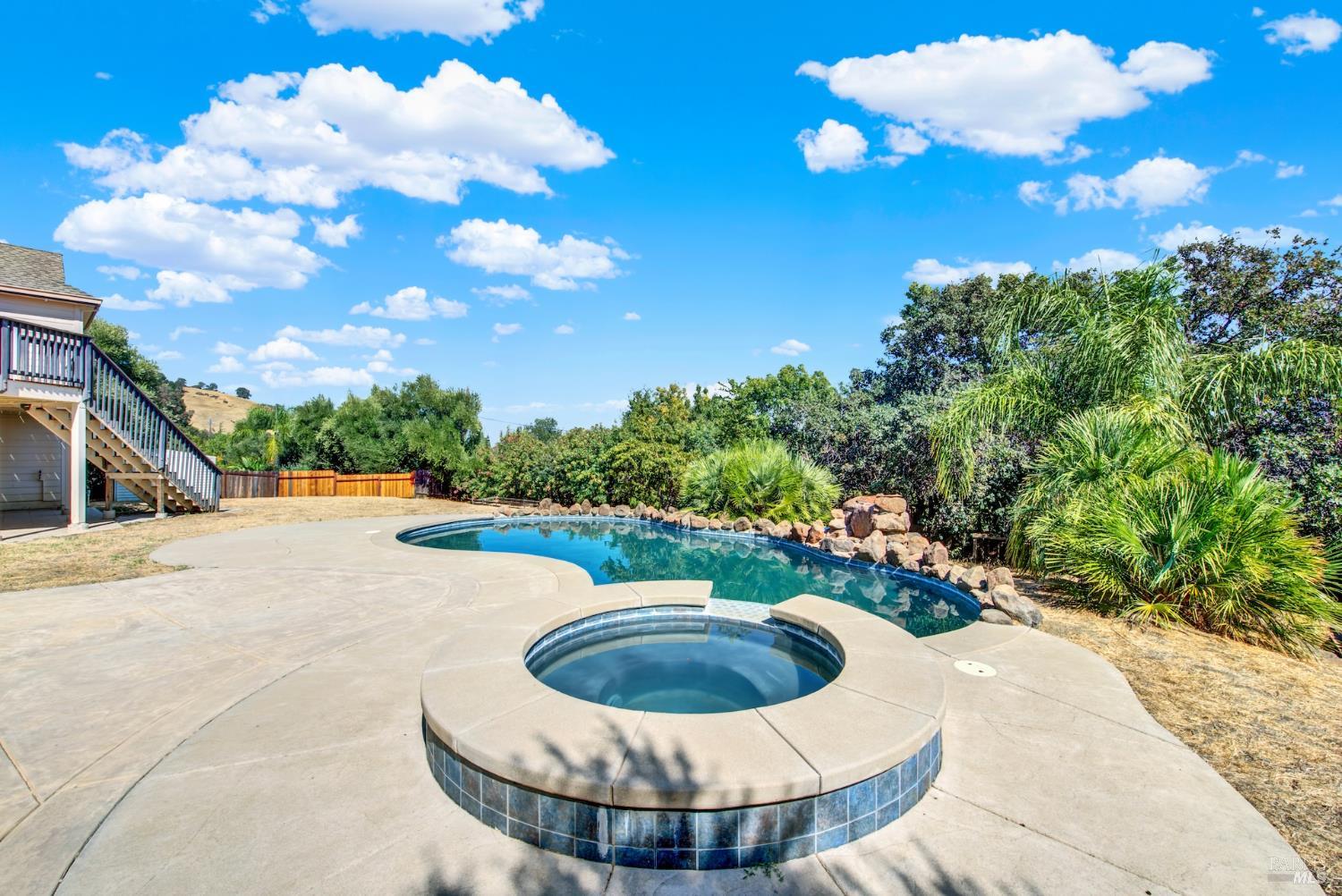 Detail Gallery Image 68 of 74 For 2136 Vineyard Hills Ct, Vacaville,  CA 95688 - 4 Beds | 3 Baths