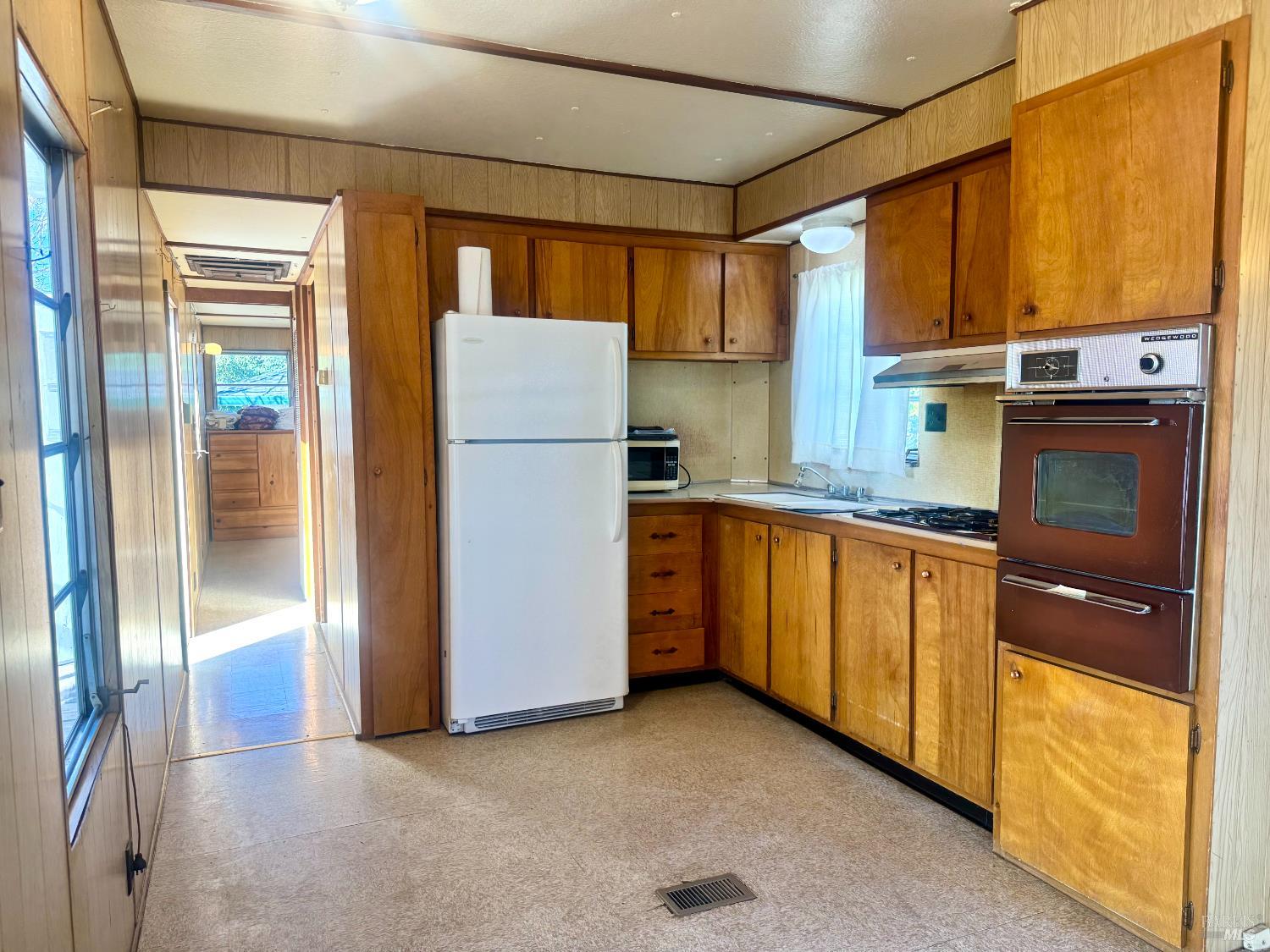 Detail Gallery Image 6 of 24 For 18925 Sonoma Highway Unkn 53, Sonoma,  CA 95476 - 2 Beds | 1/1 Baths