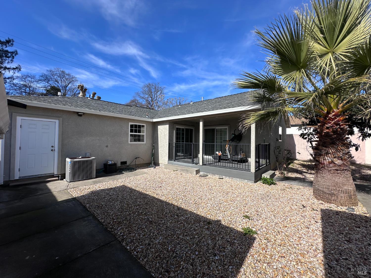 Detail Gallery Image 11 of 17 For 721 S Oak St, Ukiah,  CA 95482 - 3 Beds | 2 Baths