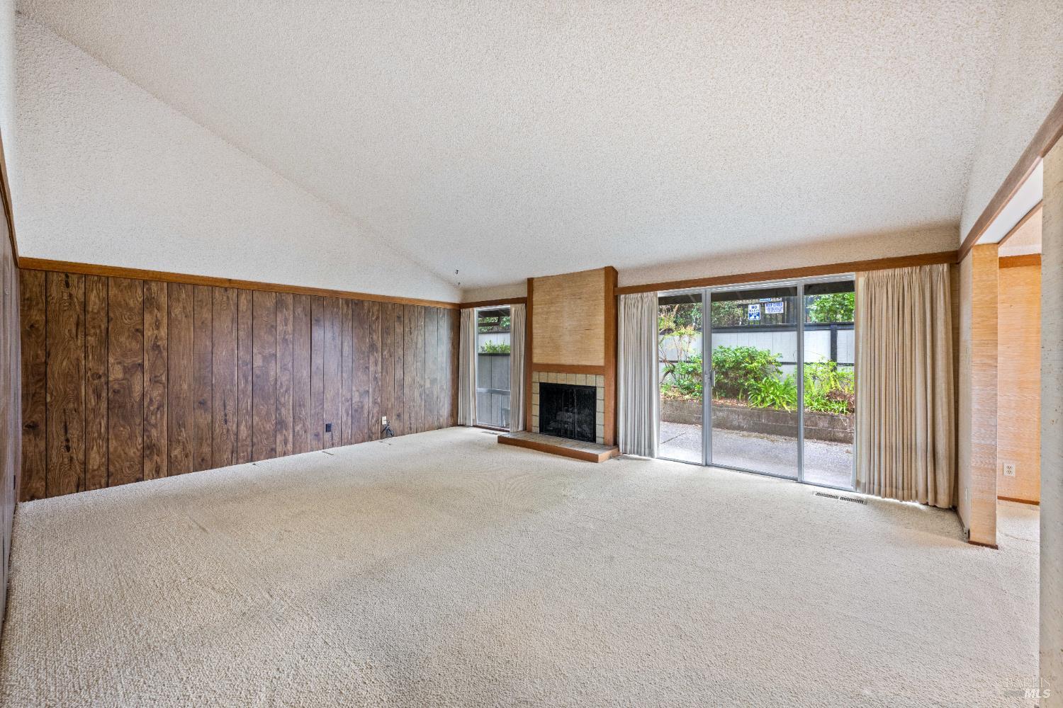 Detail Gallery Image 17 of 53 For 1026 East Ave, Napa,  CA 94559 - 2 Beds | 2 Baths