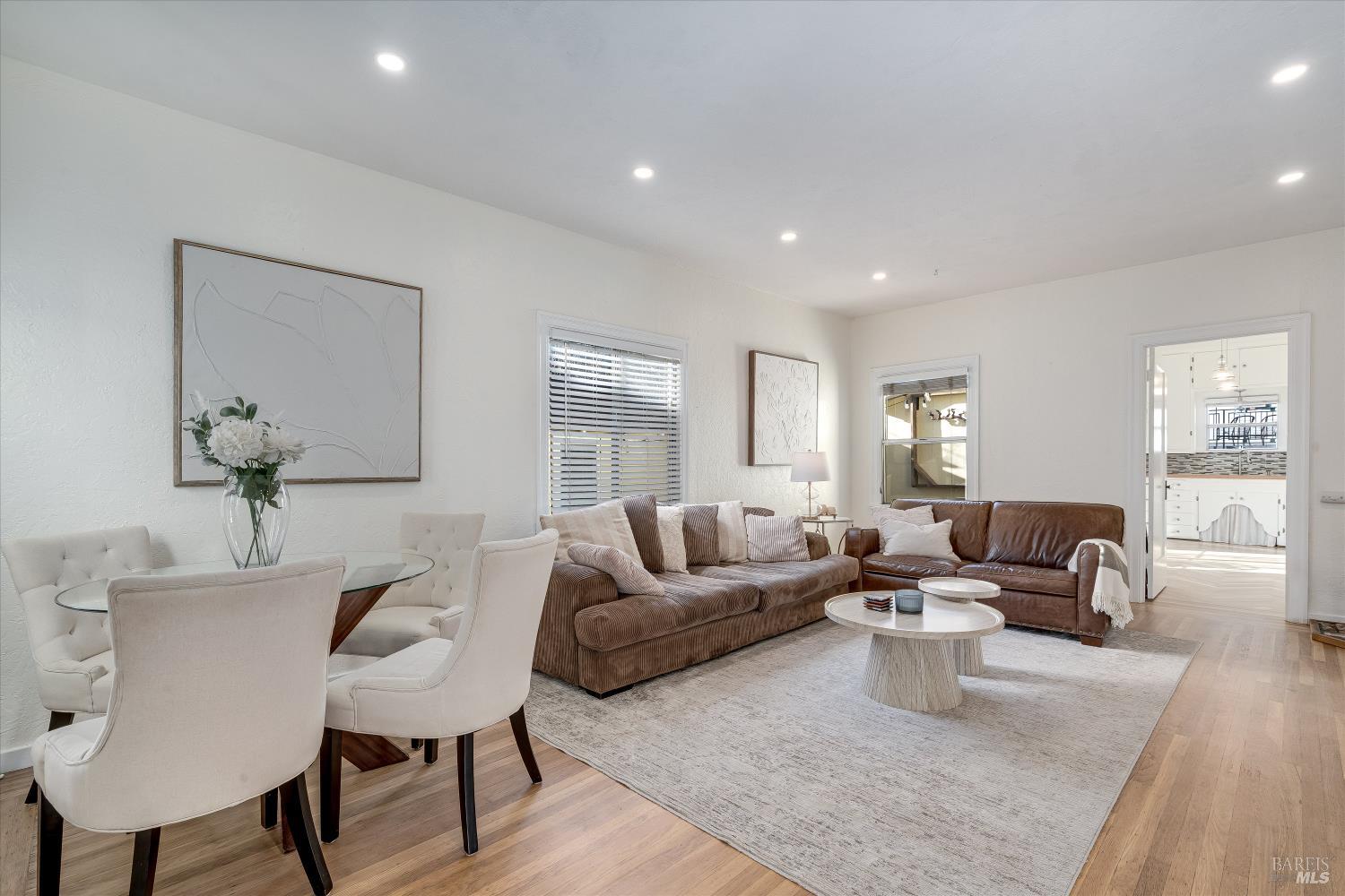 Detail Gallery Image 5 of 31 For 1145 Alta Ave, Napa,  CA 94559 - 3 Beds | 1 Baths